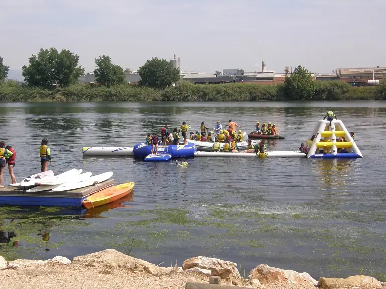 jocs-acuatics-al-riu-ebre-en-deltaventur