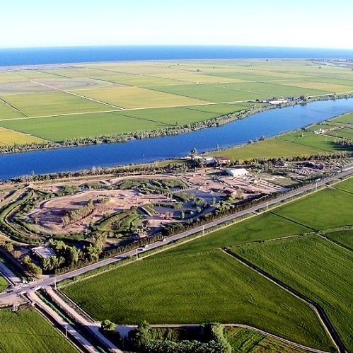 Instagram post from deltaventur. This post is in position 4.